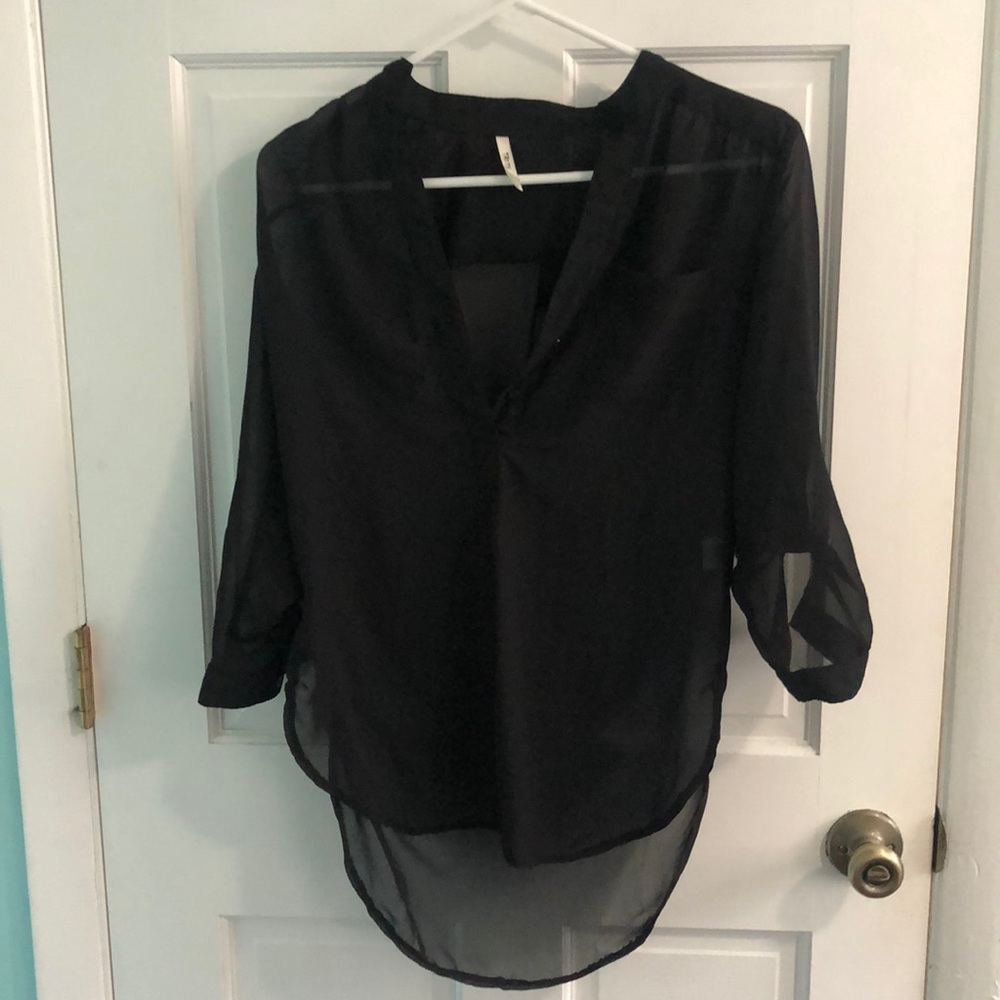 Black shirt! Perfect condition